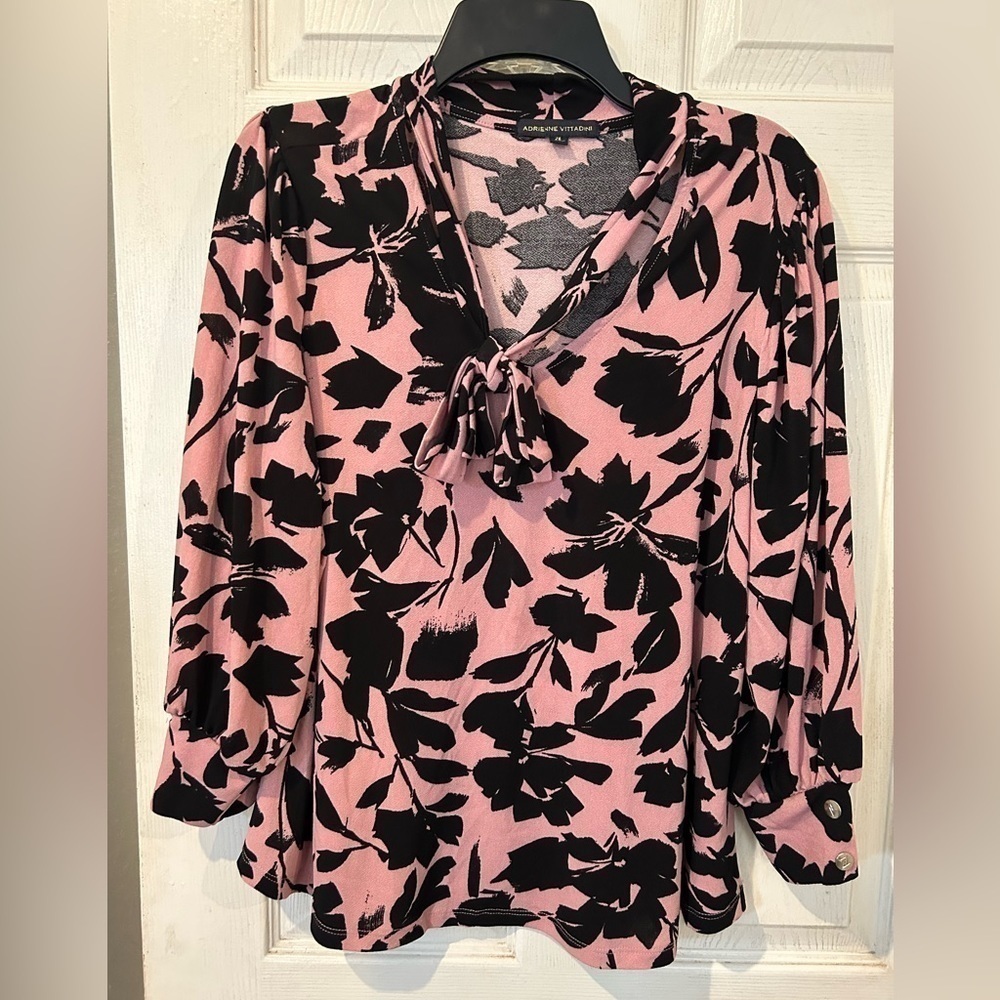 NWOT Adrienne Vittadini Knit Blouse Pink  Black Floral Design and Tie Front